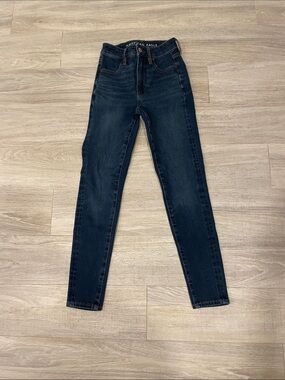 American Eagle Outfitters Women's Dark Blue Skinny Jeans